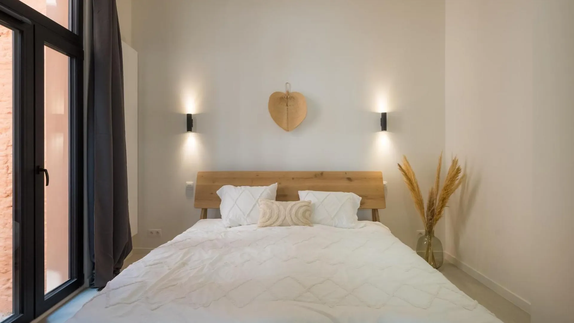 Flax Apartments - Charm And Comfort In Historic Center Anvers